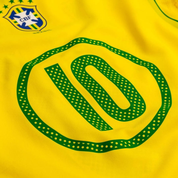 2004 BRAZIL HOME JERSEY – RONALDINHO 10 - NIKE