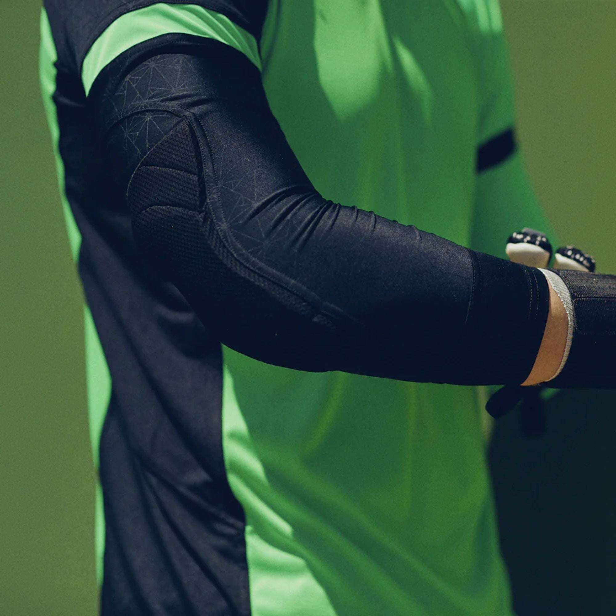 Goalkeeper Jersey by Storelli - "Kepa" Green - ITASPORT